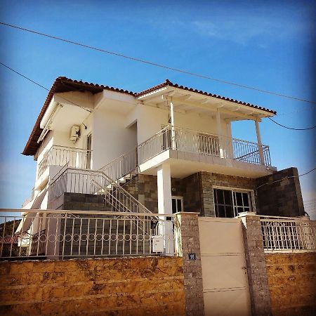 La Vita Apartments-Near Airport & Sea أرتيميدا المظهر الخارجي الصورة