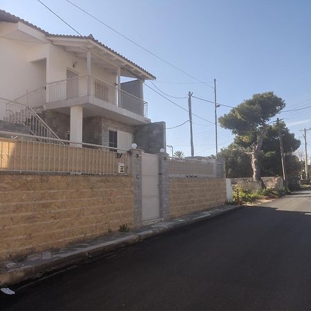 La Vita Apartments-Near Airport & Sea أرتيميدا المظهر الخارجي الصورة