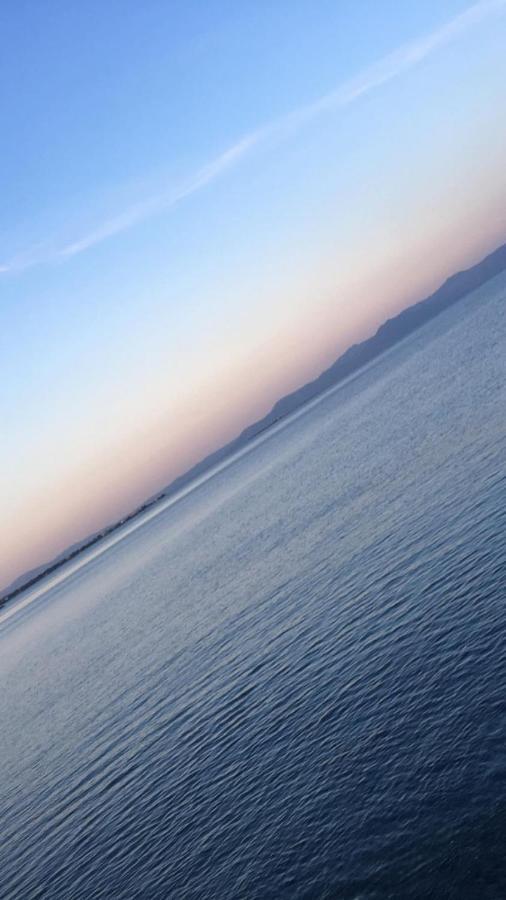 La Vita Apartments-Near Airport & Sea أرتيميدا المظهر الخارجي الصورة