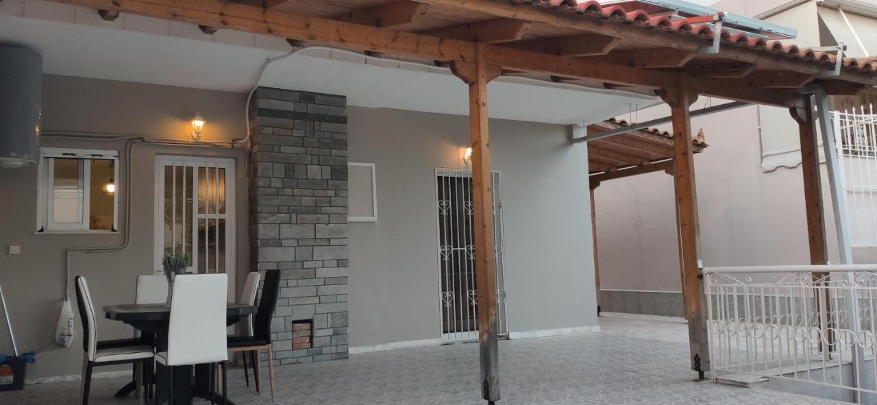 La Vita Apartments-Near Airport & Sea أرتيميدا الغرفة الصورة