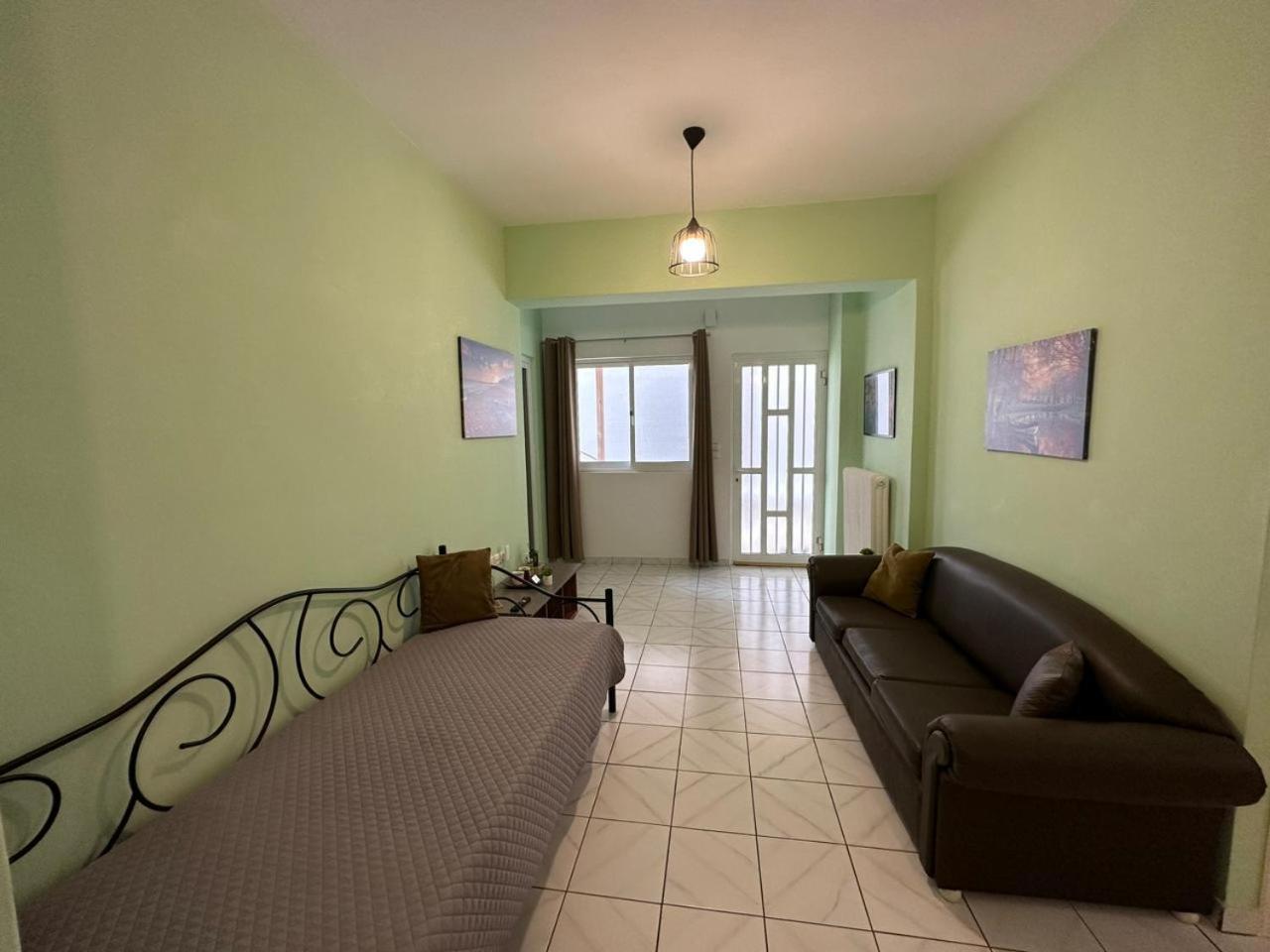 La Vita Apartments-Near Airport & Sea أرتيميدا الغرفة الصورة