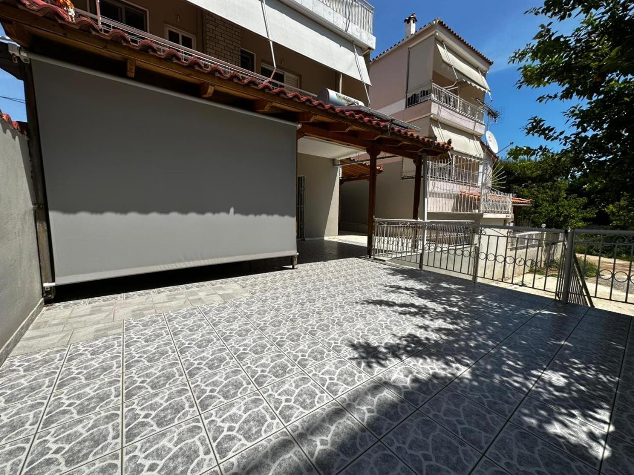 La Vita Apartments-Near Airport & Sea أرتيميدا الغرفة الصورة
